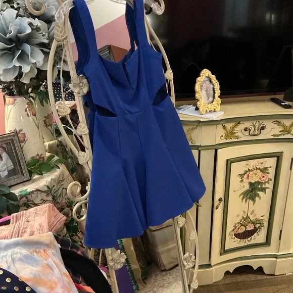 SUPER DOWN ROYAL BLUE mini dress cut-out/ with flair skirt SIZE S - Picture 6 of 7